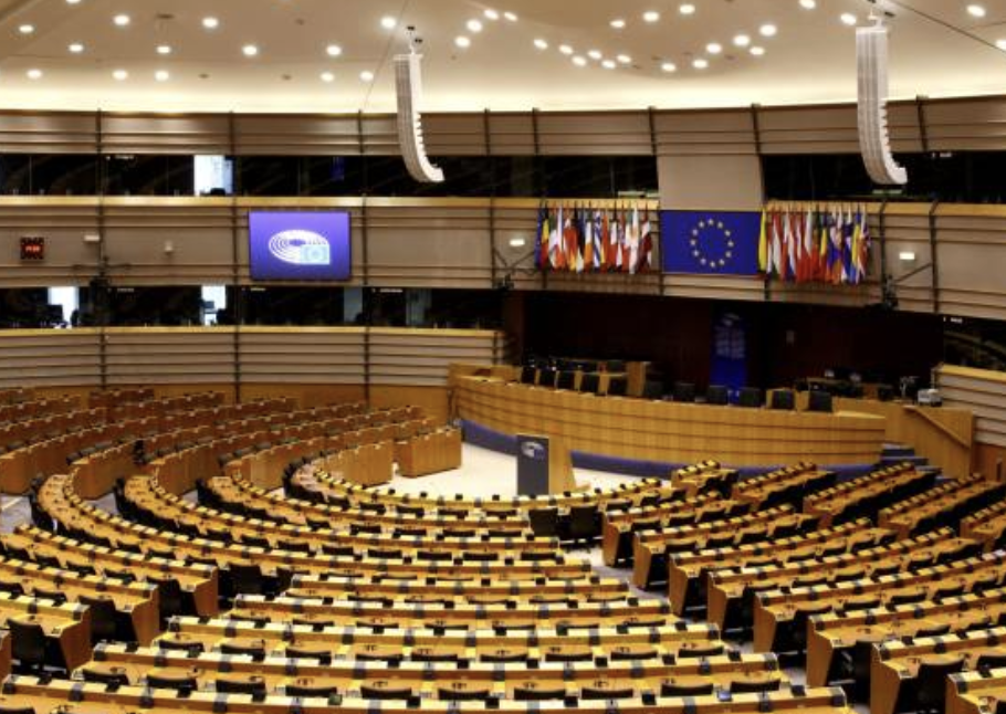 Депутат Европарламента упрекнул ЕС в лицемерии