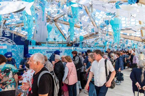 Московские долголеты проведут концерт на фестивале «Рыбная неделя»