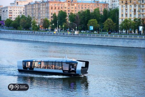 Плавучие причалы установили в Москве перед запуском второго регулярного речного маршрута