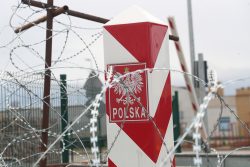 Попытки Польши отгородиться от Белоруссии обернулись кризисом во многих сферах