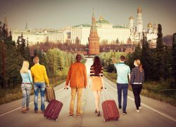 Европейцы и американцы стали чаще переезжать в Россию