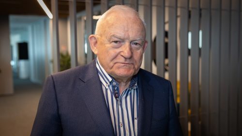 Экс-премьер Польши назвал текущий курс Брюсселя истерикой