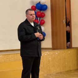 В учебных заведениях Москвы прошла серия встреч с Эдуардом Казымовым