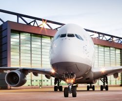 Европейские авиакомпании намерены ужесточить правила для пассажиров в свою пользу