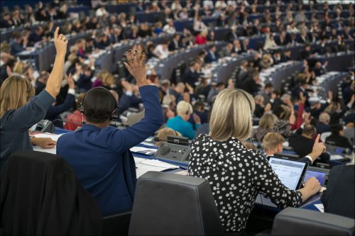 Санкционная машина Евросоюза столкнулась с национальными интересами